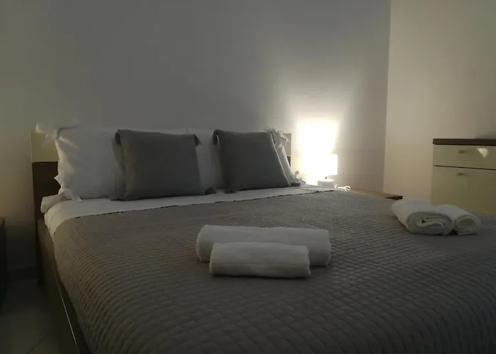 Tra Le Cummerse Locorotondo